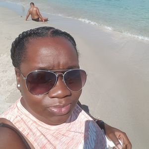 Meet your Posher, Lanaya